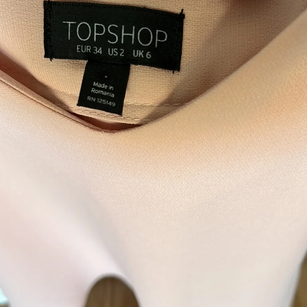 TOP SHOP baby pink cold shoulder blouse - Picture 3 of 3